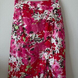 Skirt above-knee, fun with ruffle trim